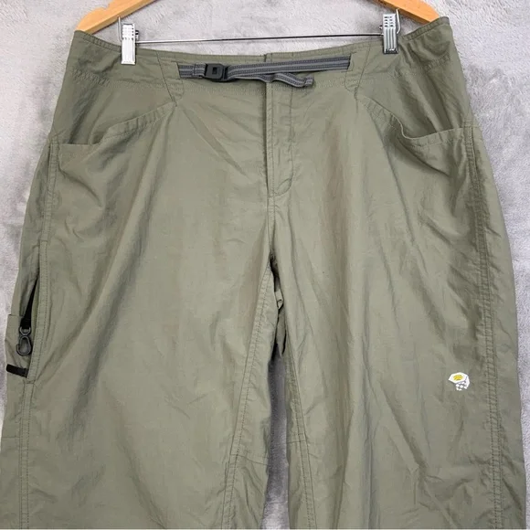 Mountain Hardwear Women’s Green Cargo  Hiking Pants. Size 14/32. - Picture 6 of 9